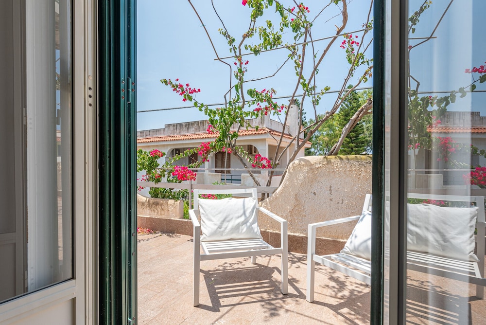 Casa Bouganvillea con Terrazza by Wonderful Italy