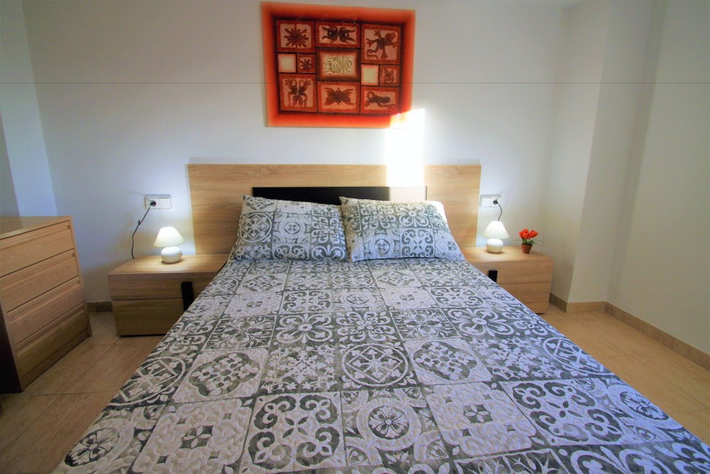 Alicante Vacations - Apartamento CasaTuris playa Postiguet - Property Image 3