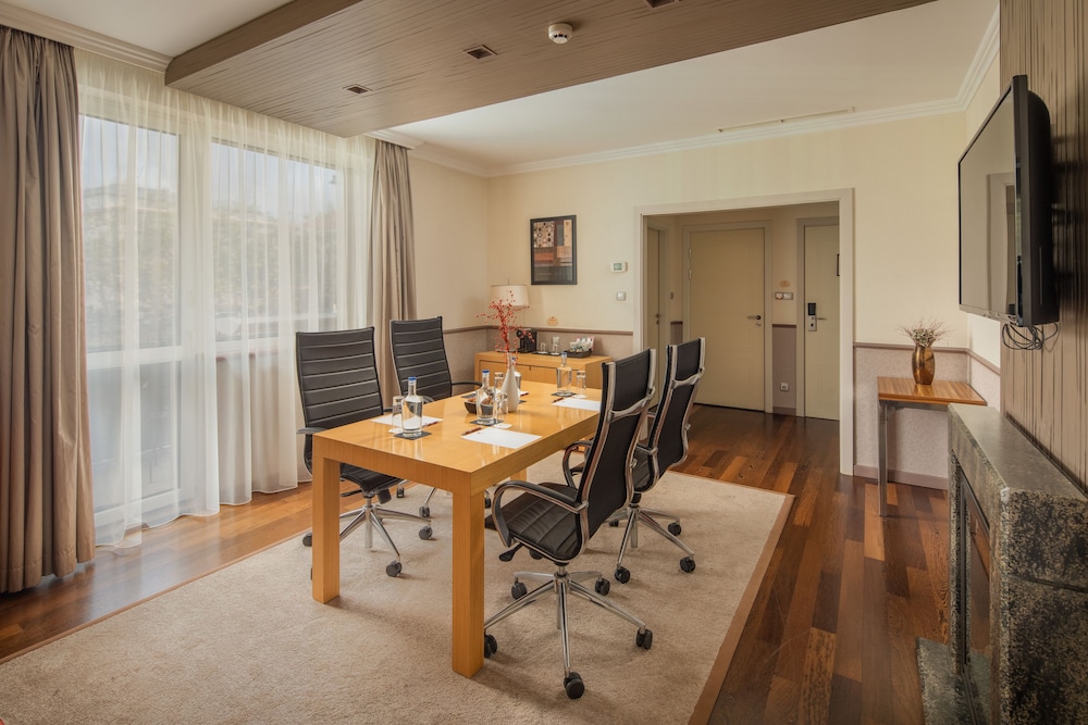 Mamaison Hotel Andrassy Budapest 37