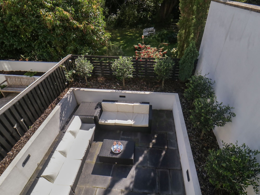 Brompton Gardens