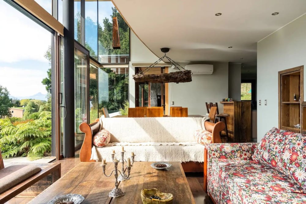 Luxury Altamira House BBQ Jacuzzi Pool Wifi