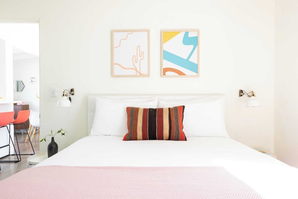 3 Private Rooms At The Wesley Hotel Perfect for Group Stays