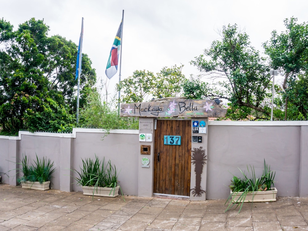Mackaya Bella Guest House