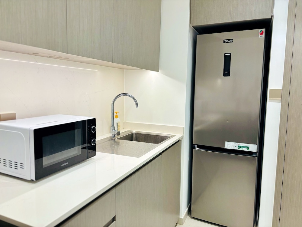 Luxury 1BR 5 star Apt Burj Khalifa View