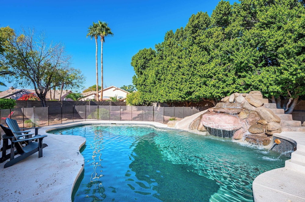 Bella Vista by Avantstay Pool w/ Waterslide