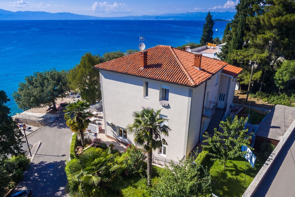 Apartments and Rooms Milcetic
