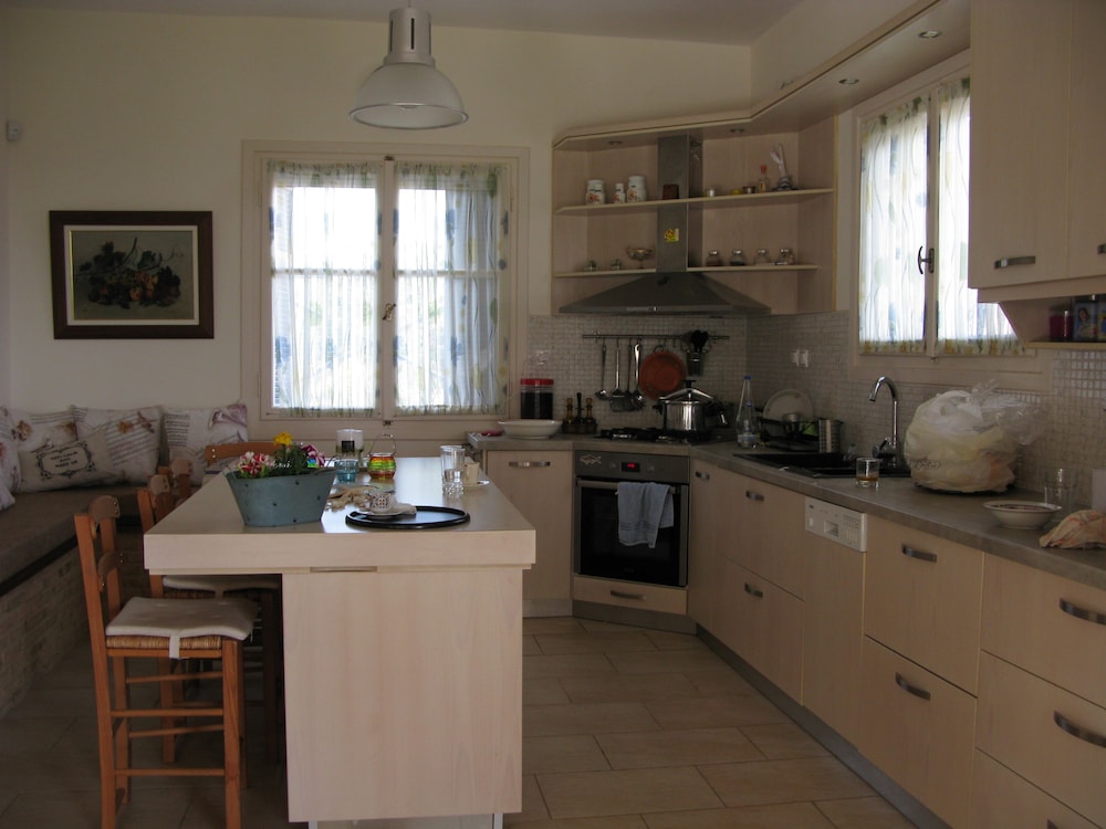 Navarino - A Breath Away From The Beach photo 3