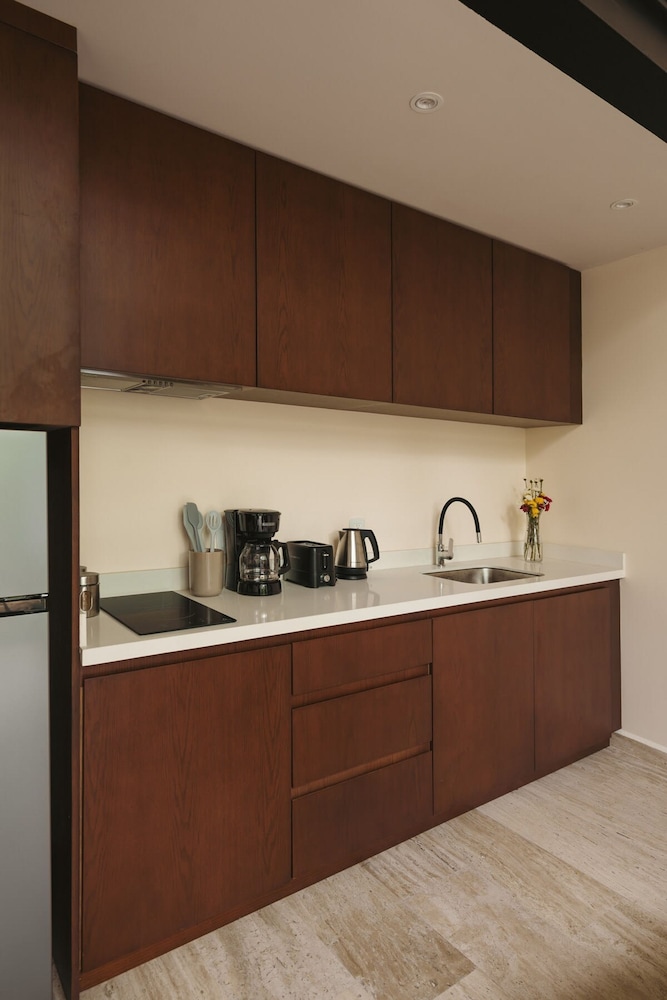 Gorgeous Loft Jungle Views and Premium Amenities
