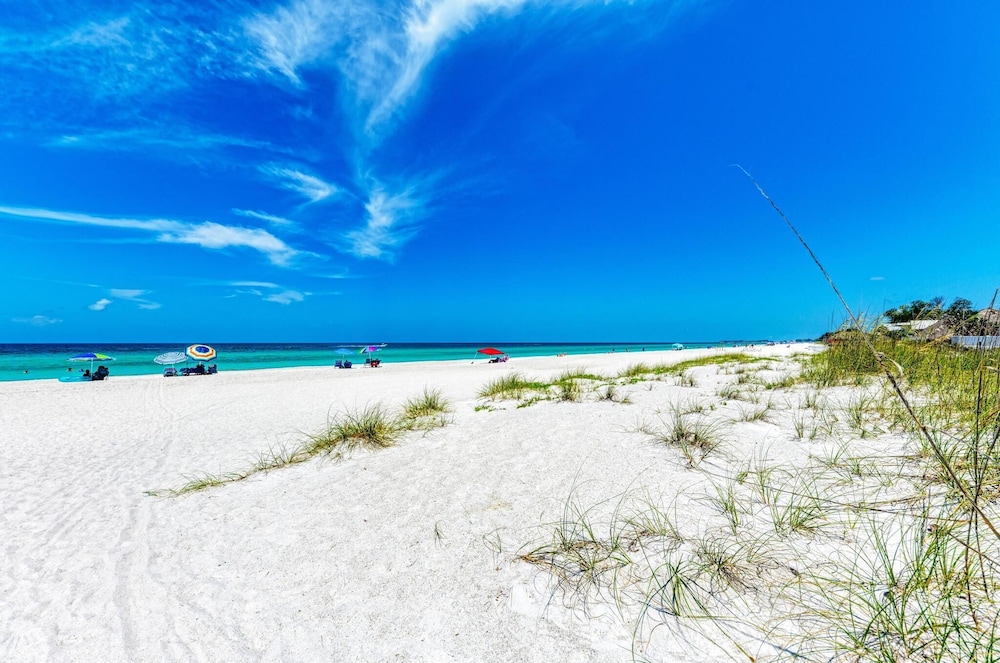 Anna Maria Island Blue Bella Bliss - Private Heated Pool