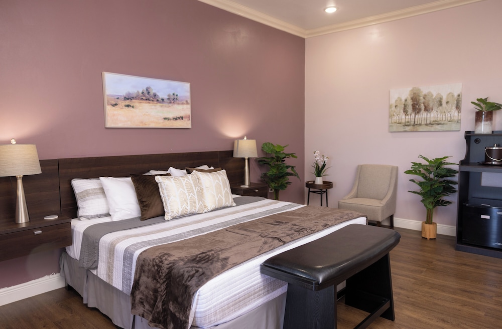 Majestic Heights Bed & Breakfast