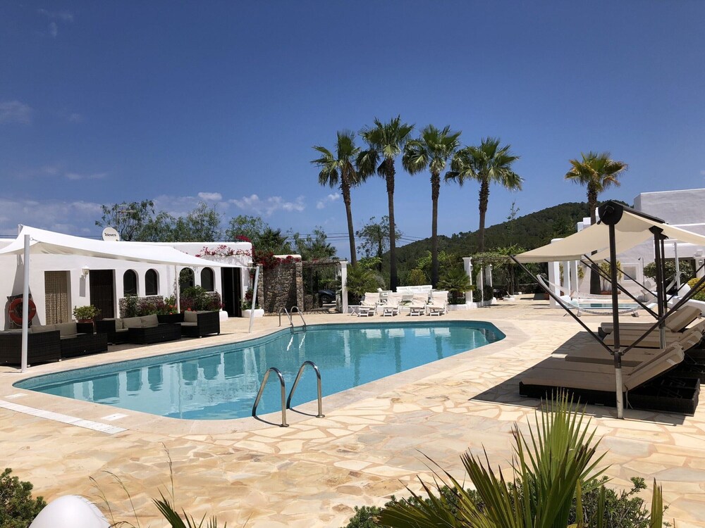 Lush Farmhouse in Sant Miguel de Balansat with Hot Tub & Private Pool view 5
