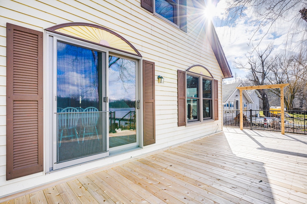 Coldwater Vacations - Waterfront Cottage w/ Dock on Dragon Lake! - Property Image 14
