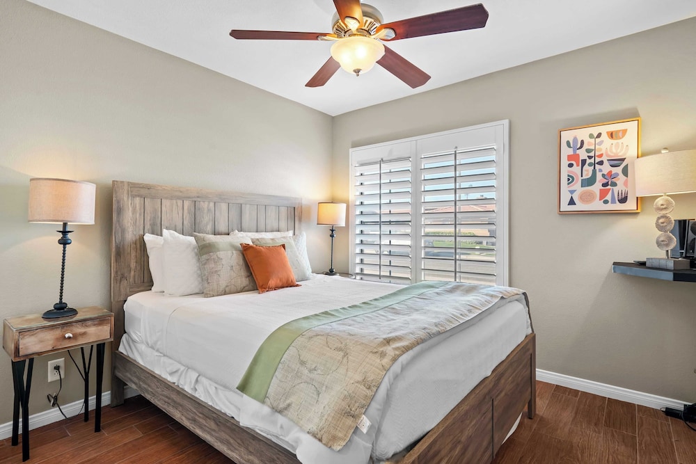 La Quinta Desert Haven Luxe Stay w/ Private Pool, Hot Tub, Pool Table