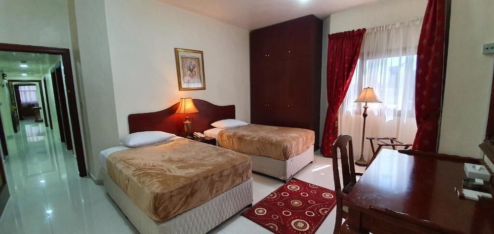 Abu Dhabi Vacations - Ivory Hotel Apartment - Property Image 1