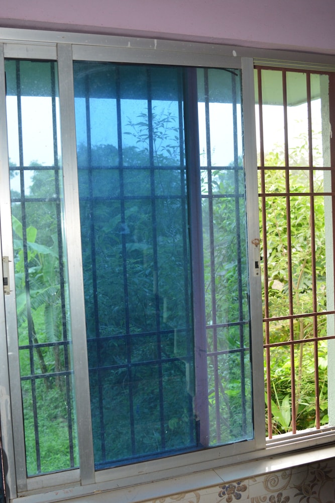 Hotel Mid Town Daringbadi