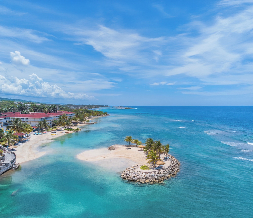 Hotel Catalonia Montego Bay - All Inclusive - Image 1