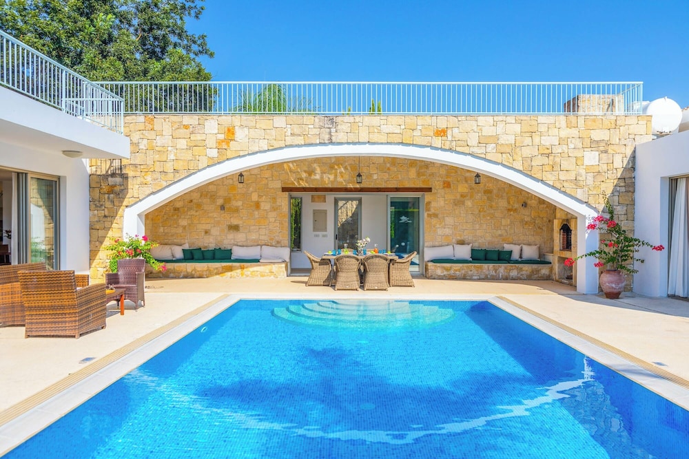Villa Zoey