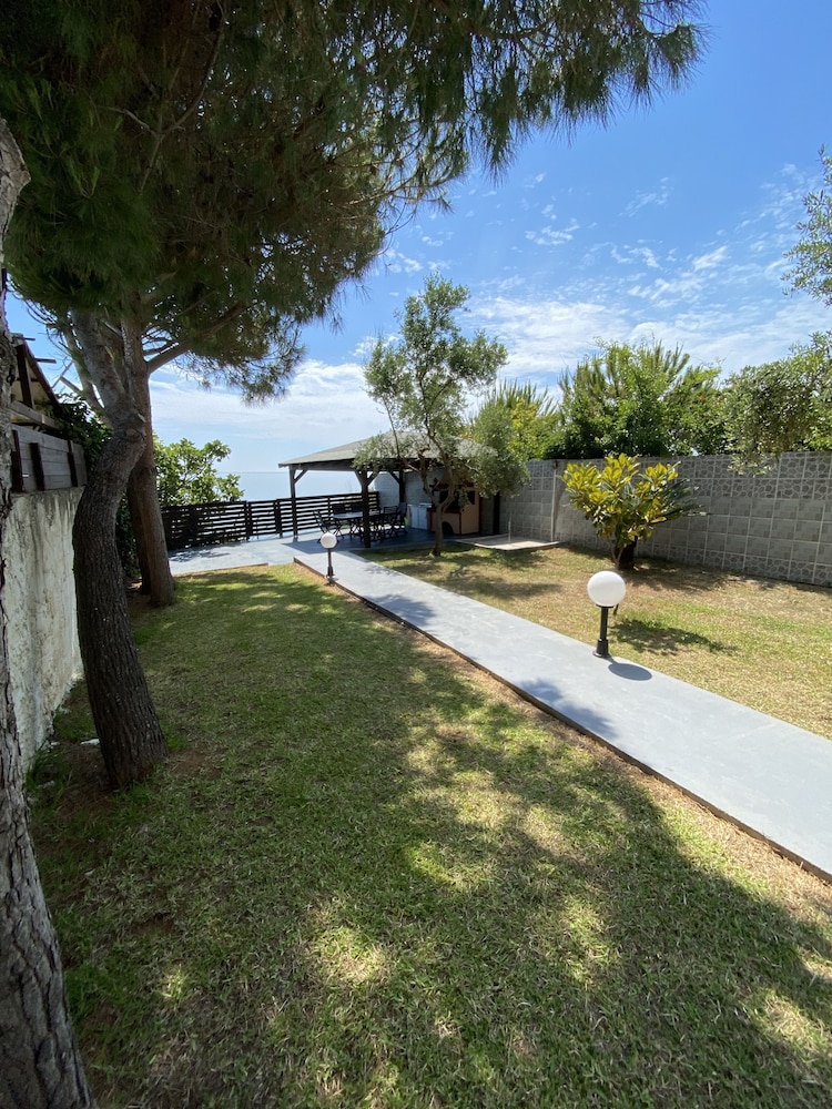 Villa Angela