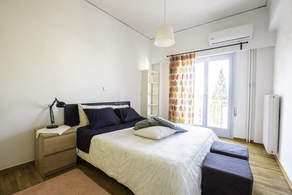 Spacious Living at Kallithea photo 2
