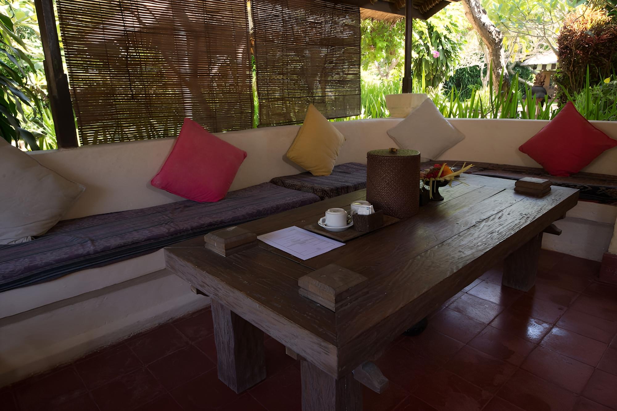 La Taverna Suites