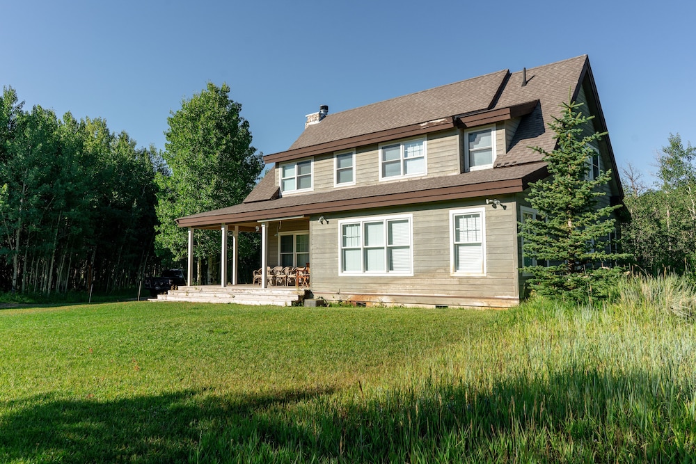 Evanston Vacations - Tranquil Wyoming Cabin Near Uintas - 105 Acres! - Property Image 3