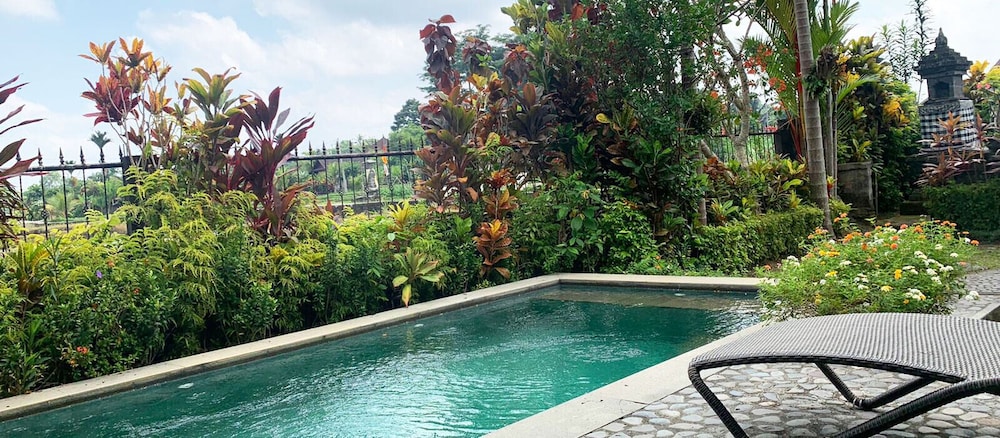 Devi's Place