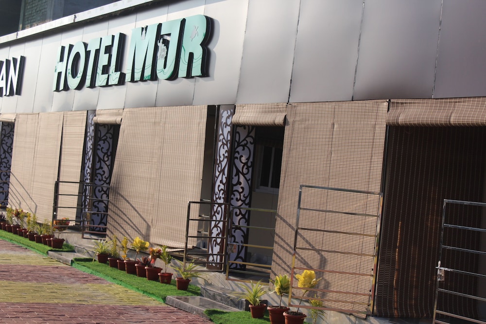 Hotel MJR - Free Pickup and Drop Temple, Sea Beach & Puri Railway Station