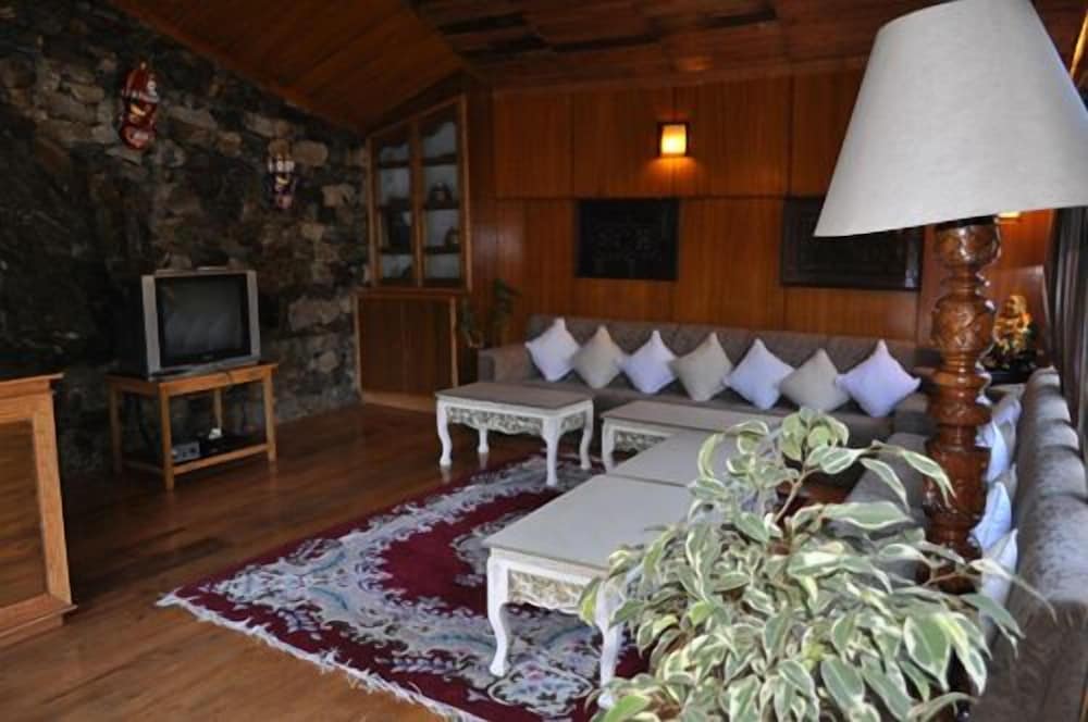The Apple Orchard Retreat