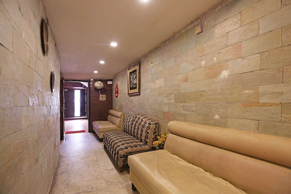 OYO 5048 Church View