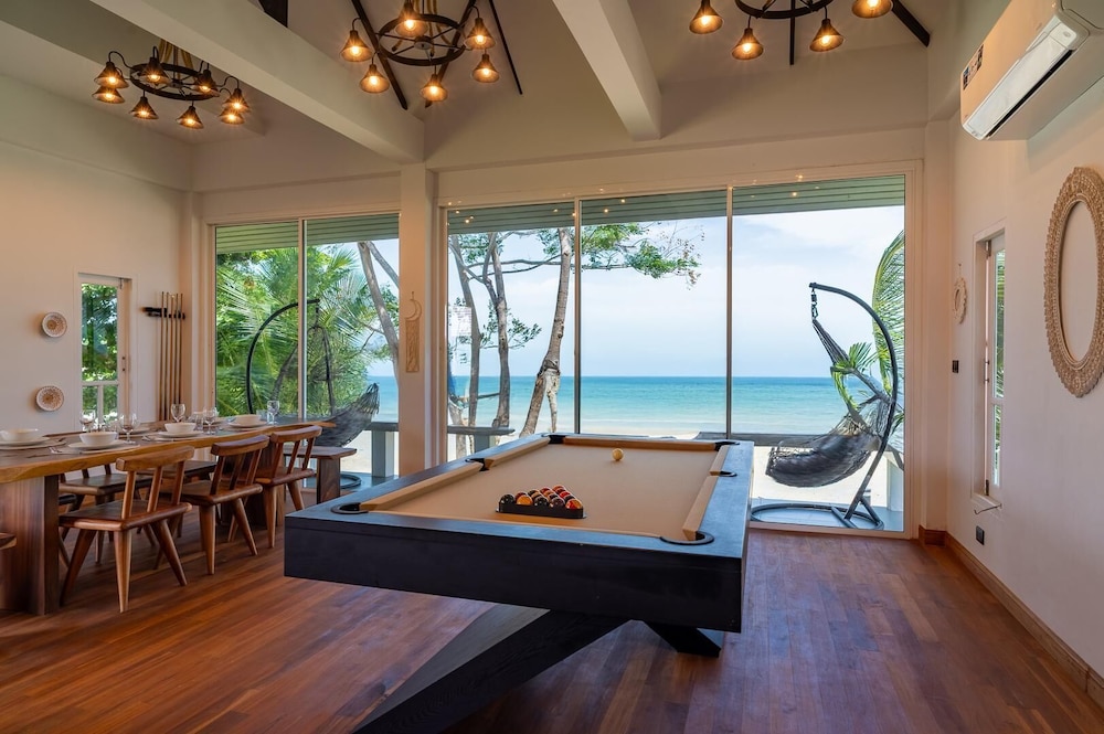 Danisam 4BR BeachVilla SunsetView KBR47