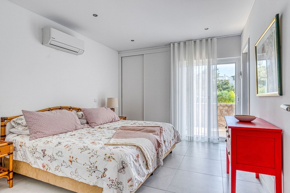 Toupeira Wonderful Well Furnished Villa
