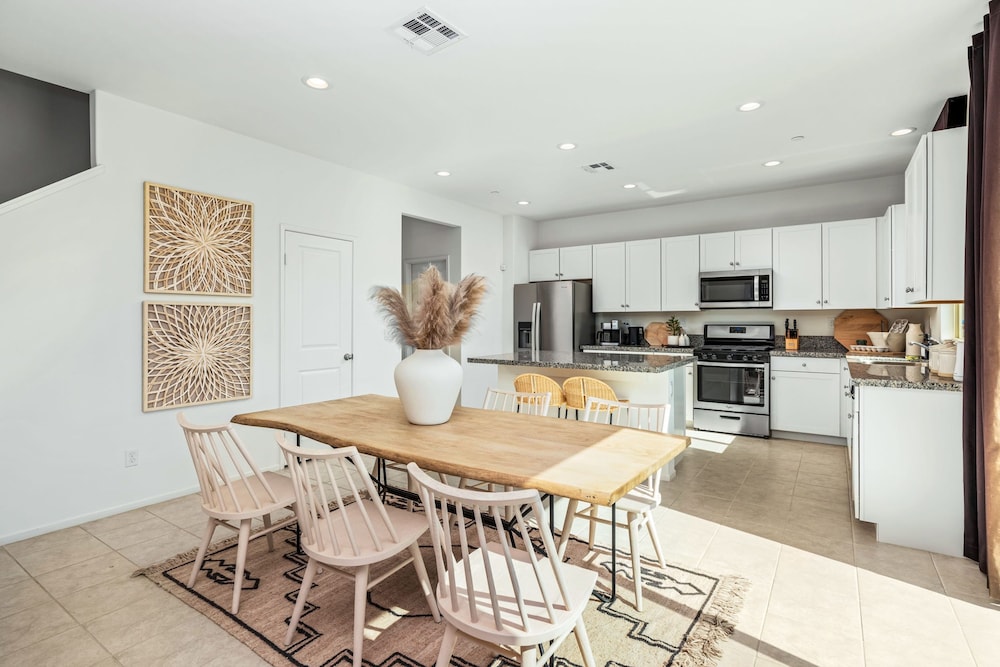5br Family Home in Coachella Valley