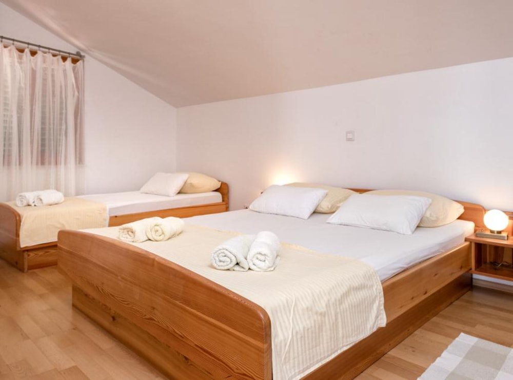 Dolac Green Side Apartments