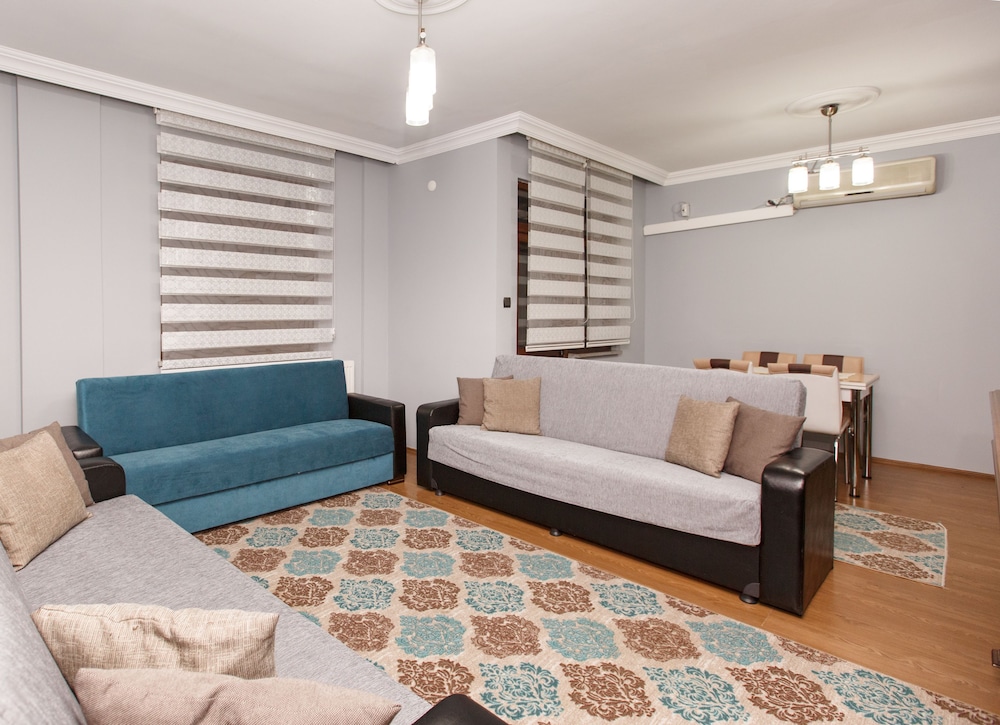 Guven Suite House