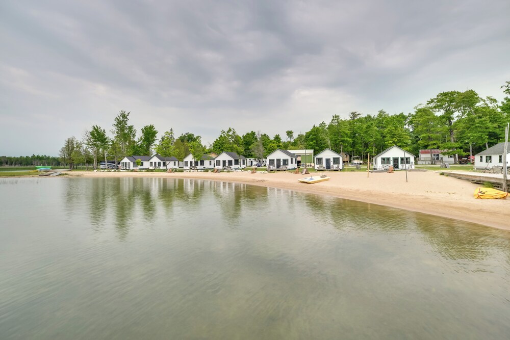 Fish, Boat & Relax: Lakefront Cedarville Cabin