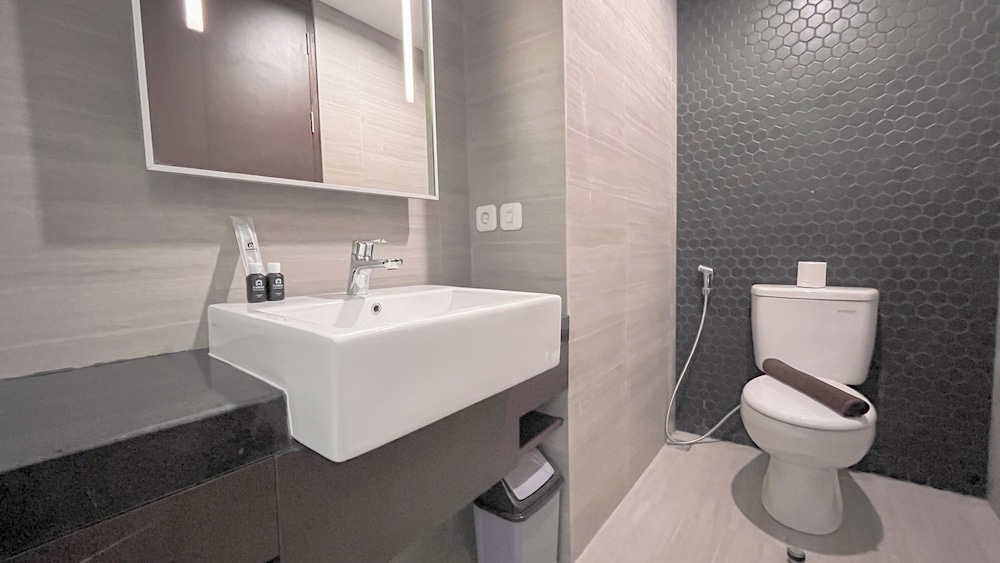 Stylish Studio (No Kitchen) Apartment At Skales Residence Nusa Dua Bali