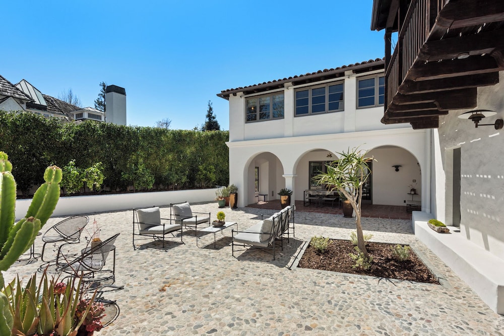 Howard Hughes Estate - Spanish Revival Gem w/ Pool, Wine Cellar & Guest House - Image 3