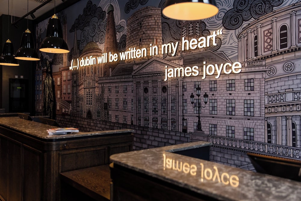 Motel One Dublin 6