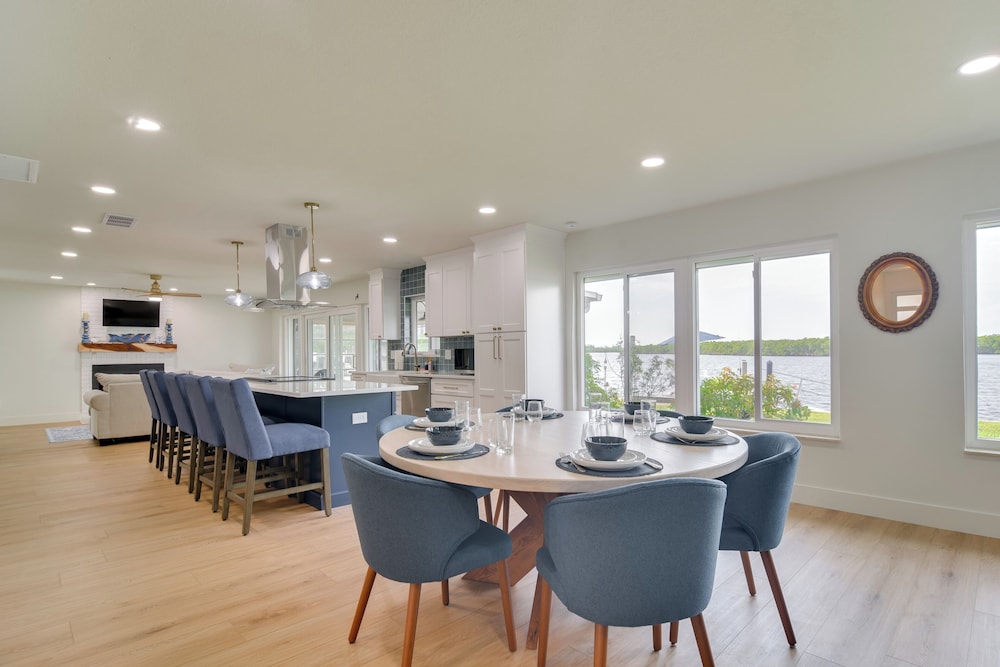 Riverfront Ruskin Home w/ Boat Dock, 1 Mi to Beach