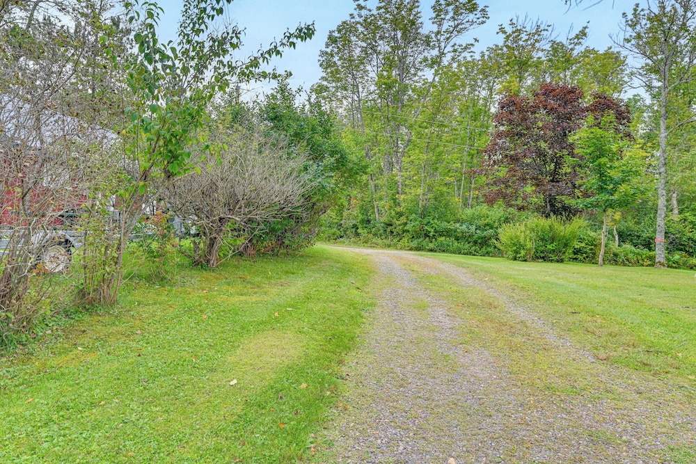 Dock & Lake Access: Cabin 4 Mi to Ice Age Trail!