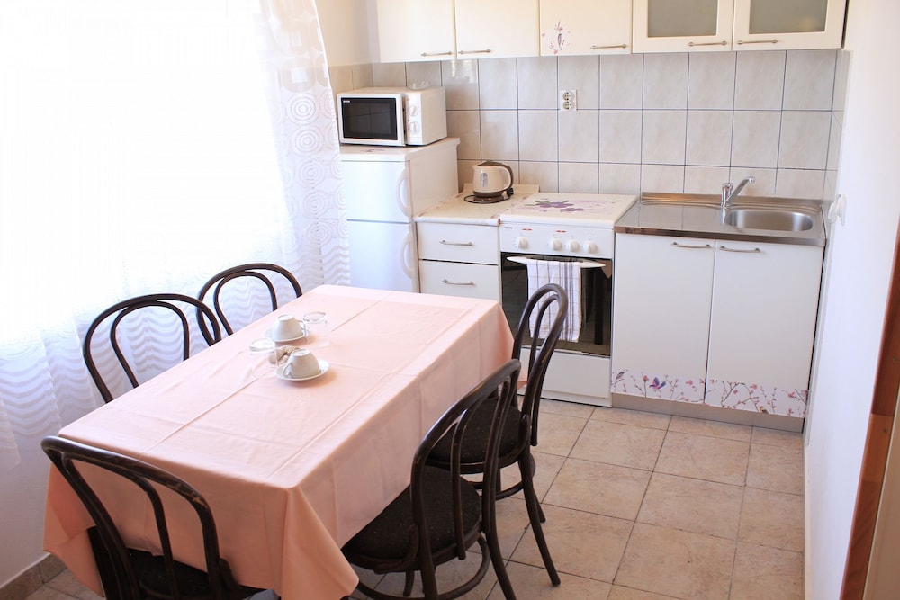 Jagoda - Comfy and Cozy - A1 Lijevi view 5