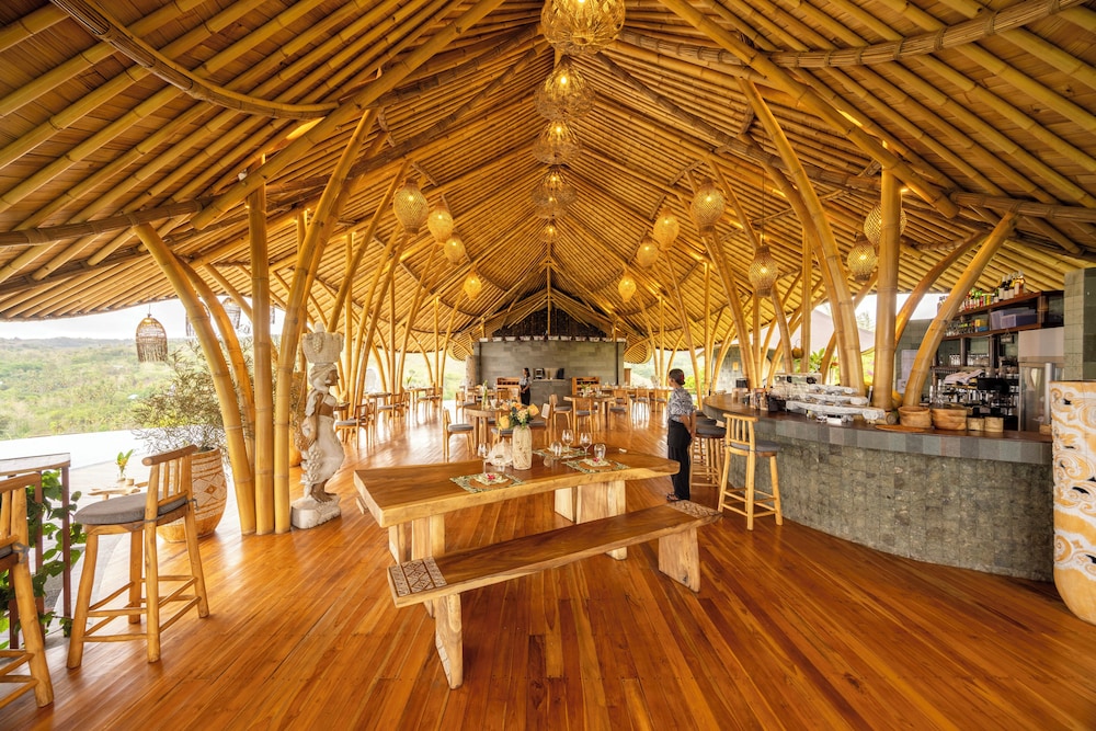 Ketanu Bamboo Lodge Sumba