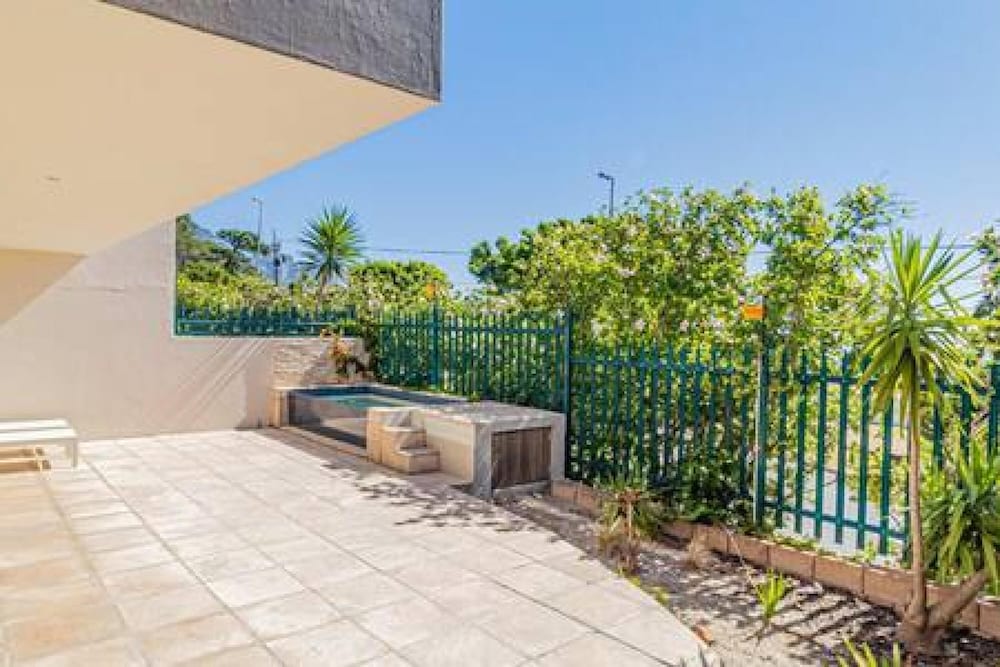 Large 3 Bedroom Apartment w Private Pool Casablanca