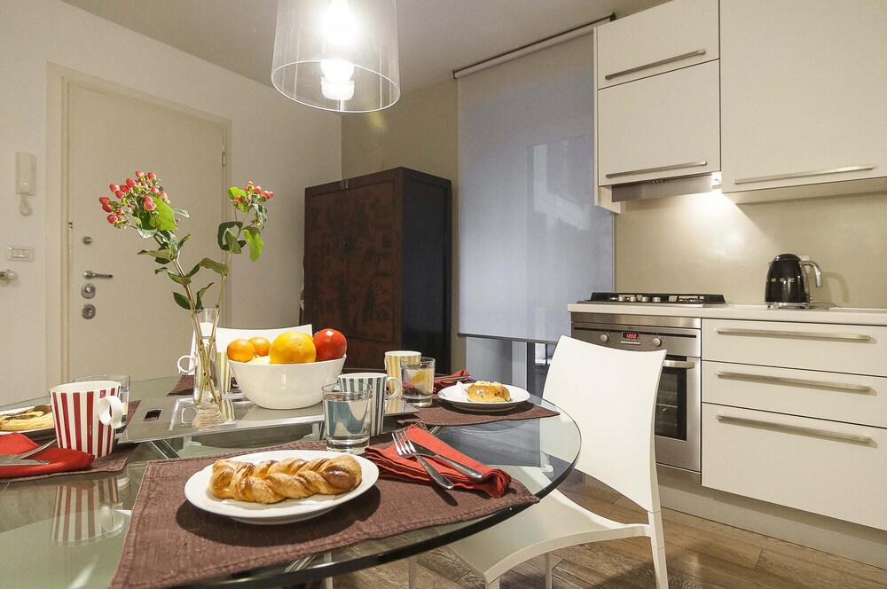 In Rome at Spanish Steps Classy Apartment With Modern Design in an Historic Palazzo