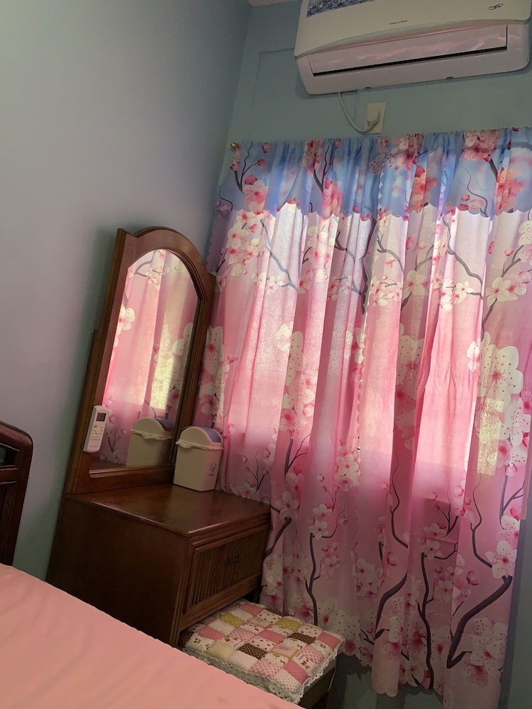 Mactan Transient Townhouse