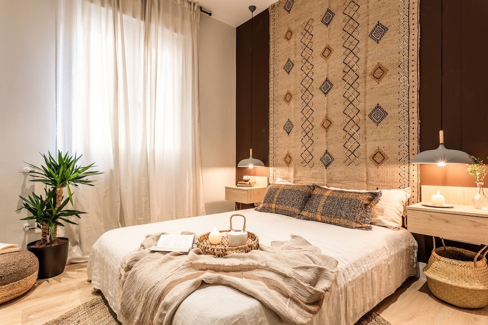 Khamlia - 3 Bedrooms and Balcony in Almagro