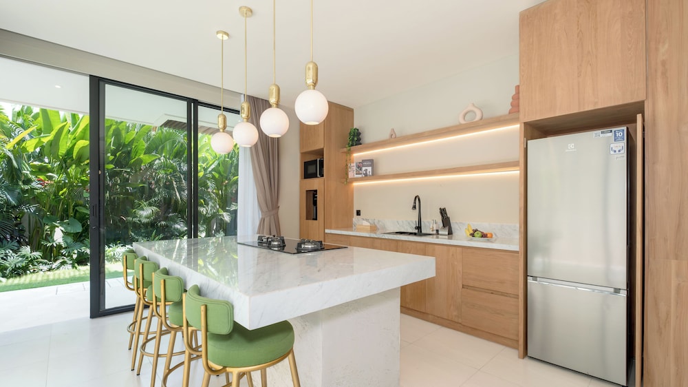 Loona Palm Villas Seseh