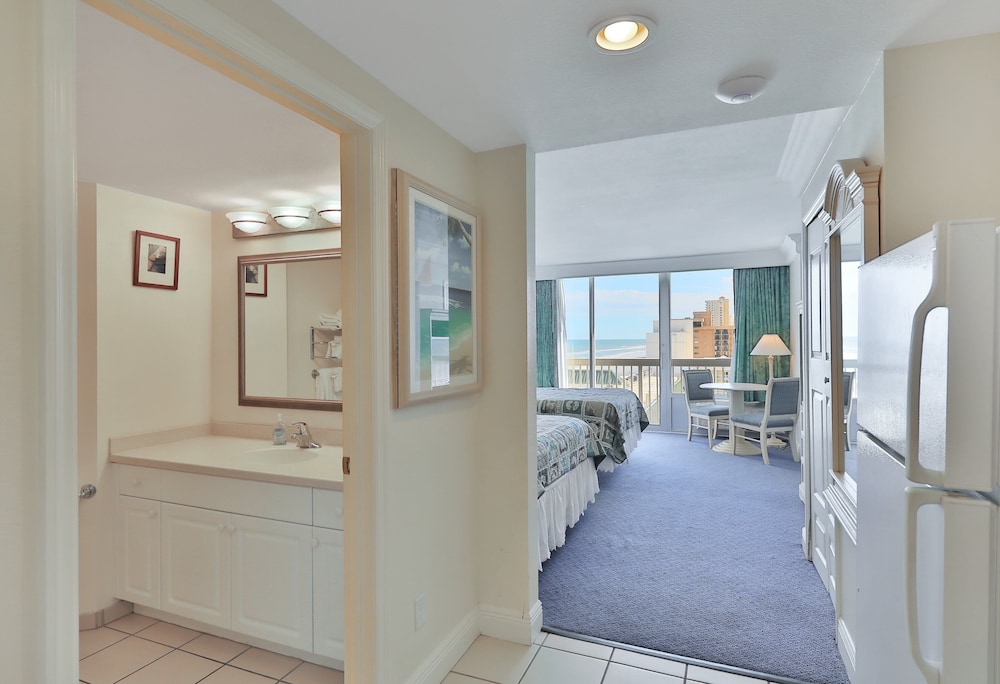 Daytona Beach VI