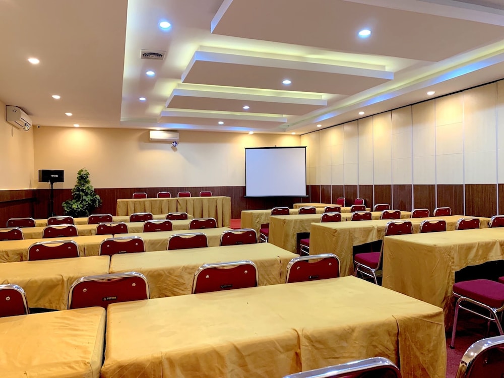 Parma Paus Hotel