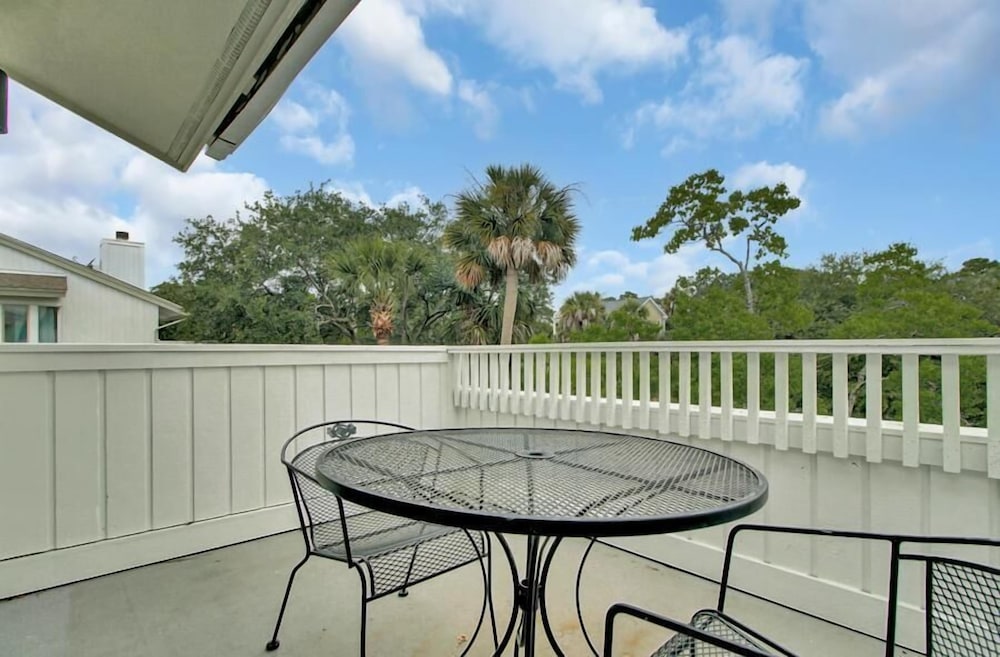 Racquet Club 35 by Wild Dunes, in Resort Core